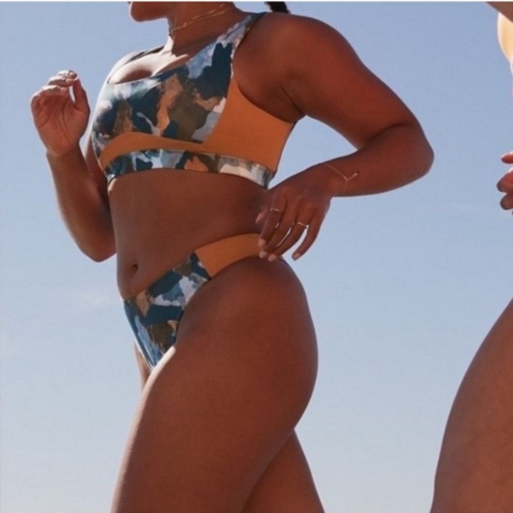 Fabletics Gabriella 2-piece swimsuit